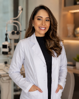 Dra. Bárbara Oliveira